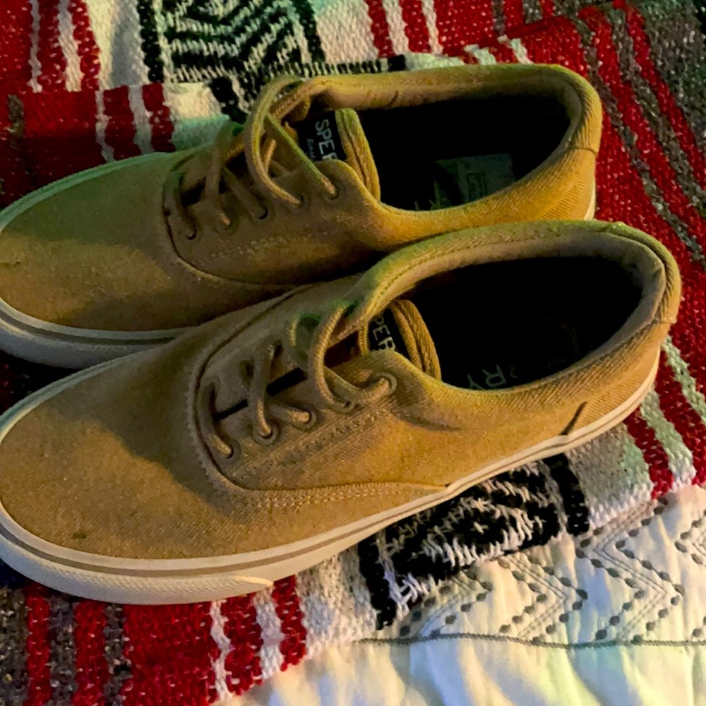 Shoes sperry size 8